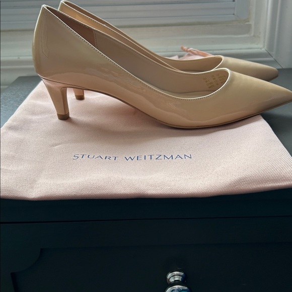 Stuart Weitzman Women's Tan Heels - Picture 3 of 4